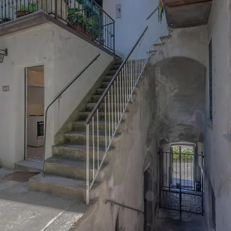 Al Porticciolo Apartament Varenna